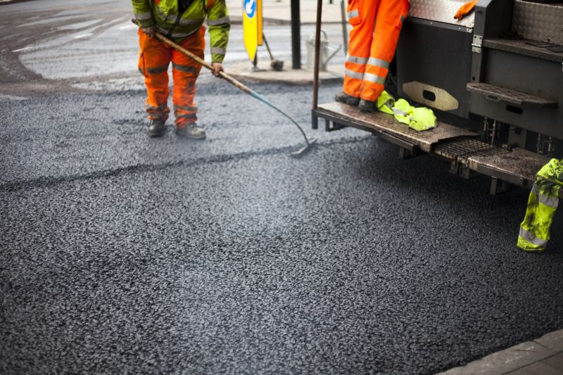 Benefits Of Asphalt Paving Installation For Driveways
